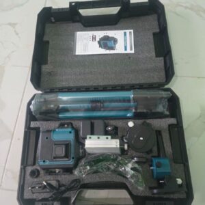 Makita 12V max CXT Cordless Self-Leveling Green 360° Laser Kit.