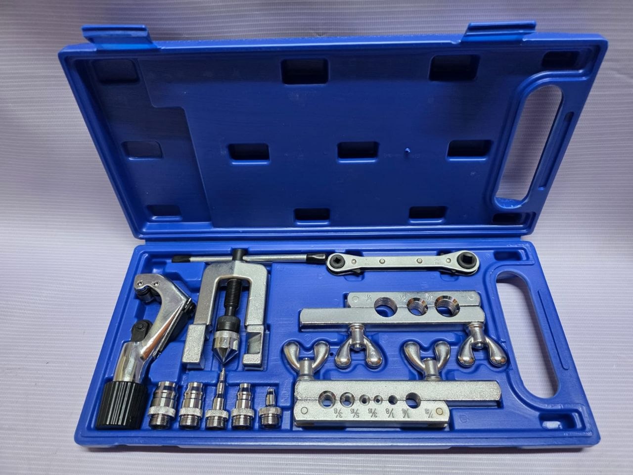 435c95f4-e404-417f-8130-692ff8c2019f 45° Flaring and Swaging Tool Kit - Image 1
